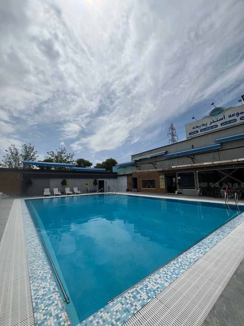 رزرو آنلاین استخر روباز پدیده کرج